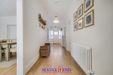 undefined, Weald Close, Brentwood