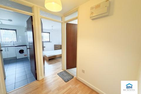 1 bedroom flat to rent, Rowsley Street, Leicester LE5