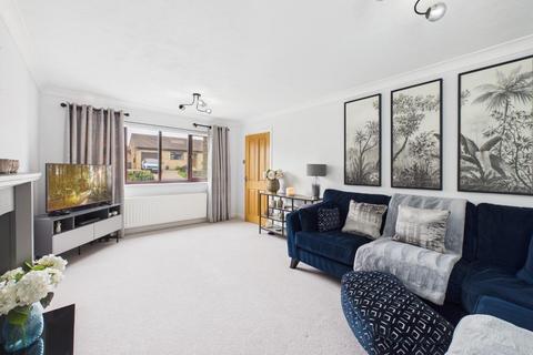 5 bedroom detached house for sale, Dales Way, Bingley