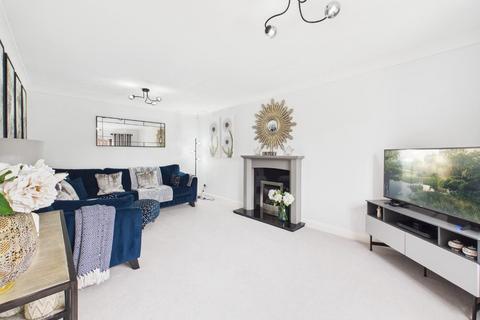 5 bedroom detached house for sale, Dales Way, Bingley