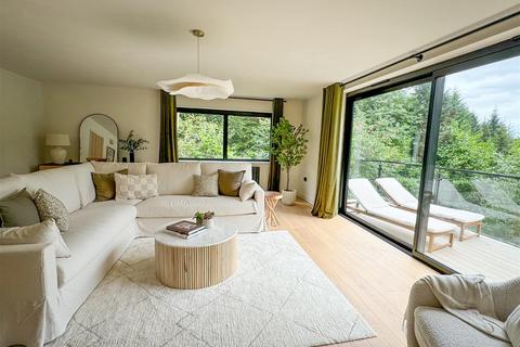 undefined, Churt Road, Hindhead, GU26