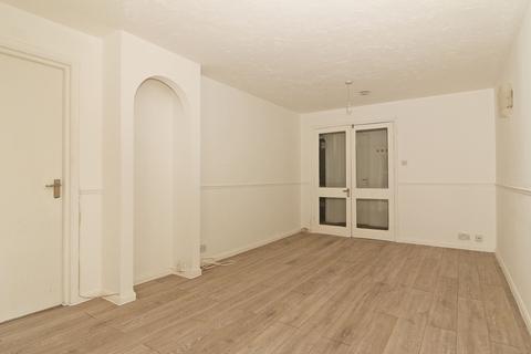 2 bedroom flat to rent, Unicorn Walk, Greenhithe DA9