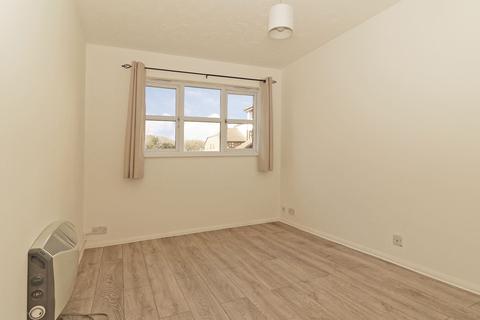 2 bedroom flat to rent, Unicorn Walk, Greenhithe DA9