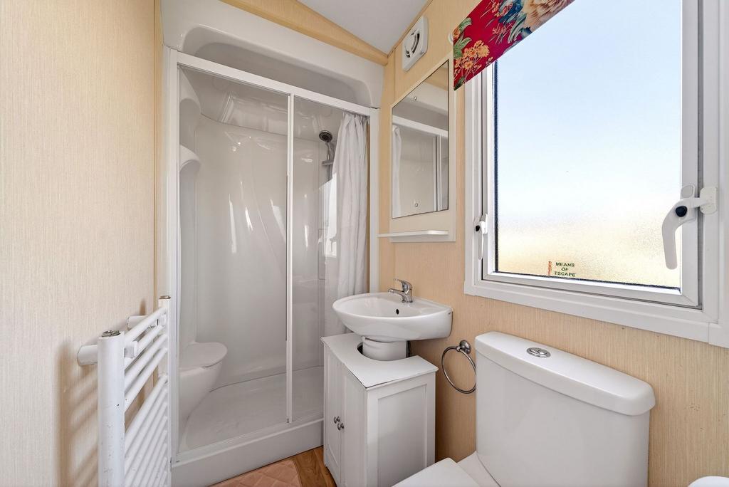 Shower Room / WC