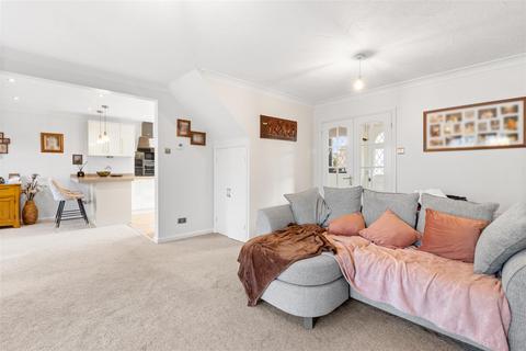 4 bedroom house for sale, Greenacres Drive, Hailsham