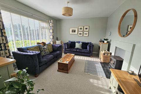 undefined, Orchard Leaze, Cam, GL11 6HX