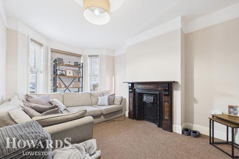 3 bedroom terraced house for sale, Worthing Road, Lowestoft