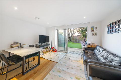 4 bedroom house for sale, Sir Alexander Close, London, W3
