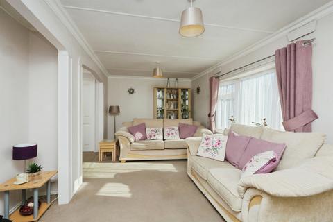 2 bedroom park home for sale, Upper Horsebridge, Hailsham