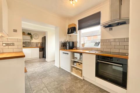 3 bedroom semi-detached house for sale, Weaver Road, Nantwich, CW5