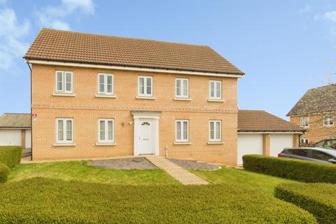 5 bedroom detached house for sale, Playcross Close, Great Cambourne, Cambridge