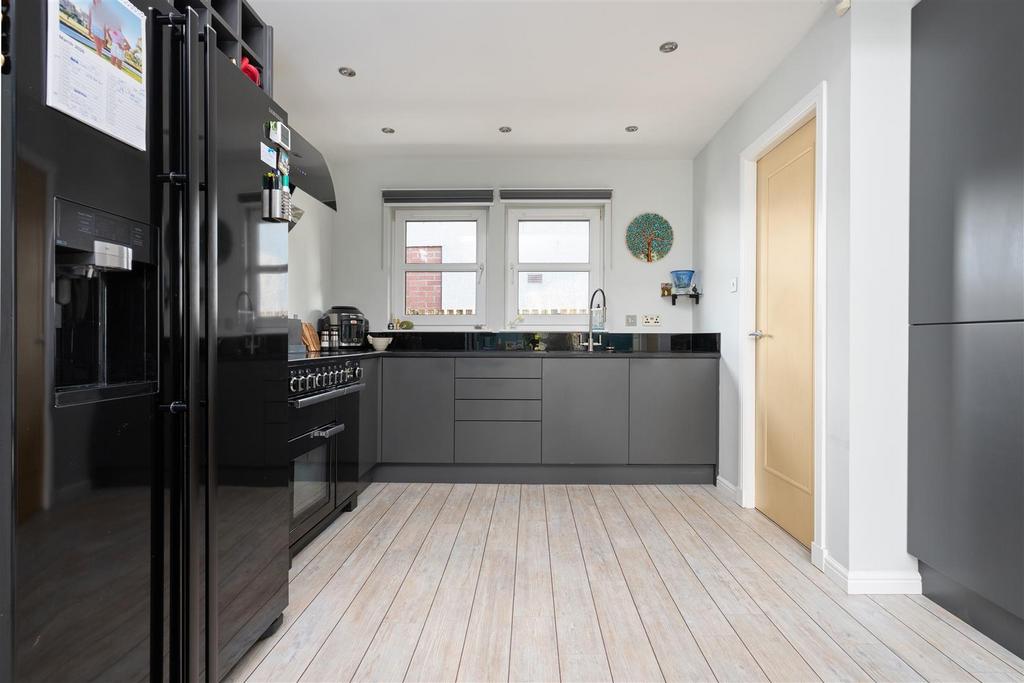 19 Hunterhall Pl-0024.JPG
