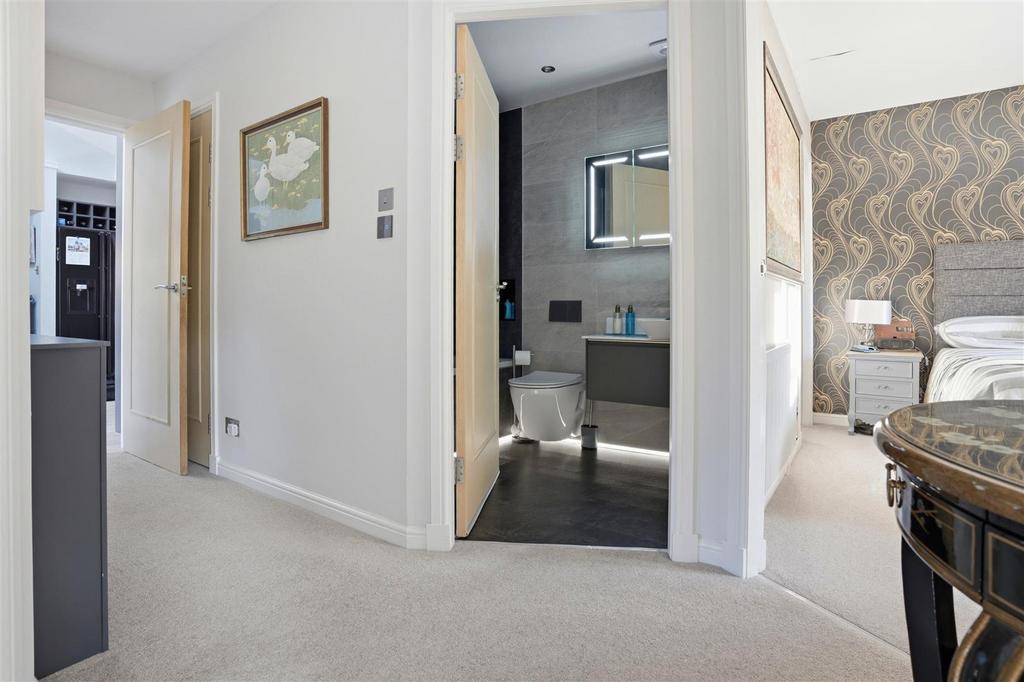 19 Hunterhall Pl-0029.jpg
