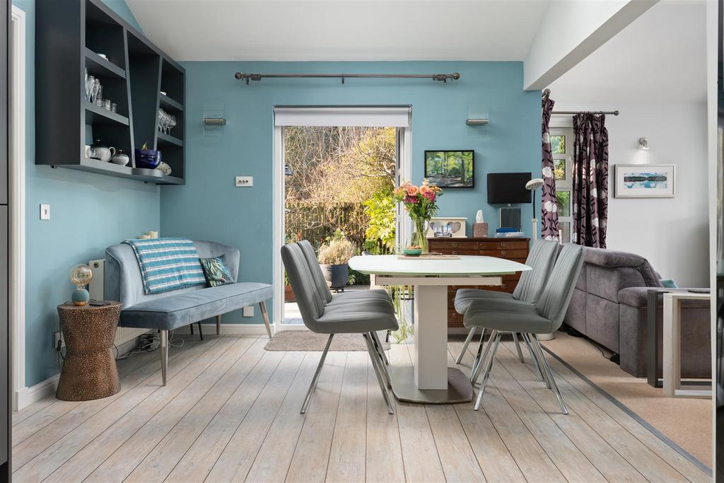 19 Hunterhall Pl-0021.JPG