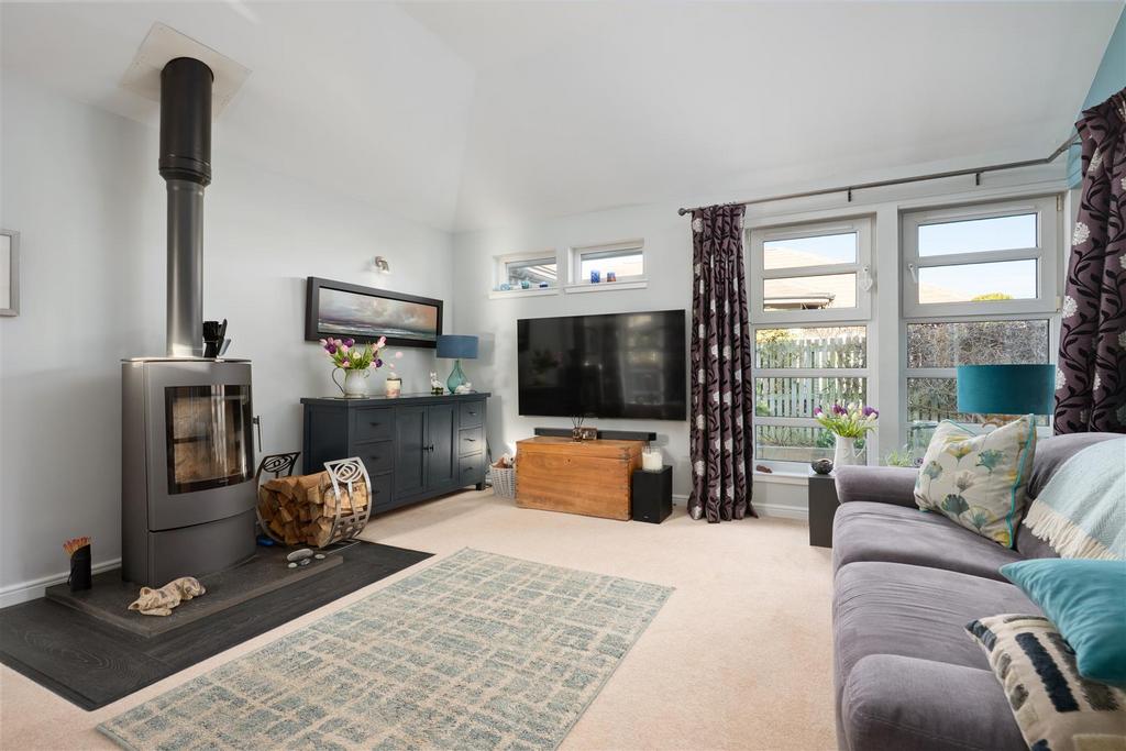 19 Hunterhall Pl-0017.JPG