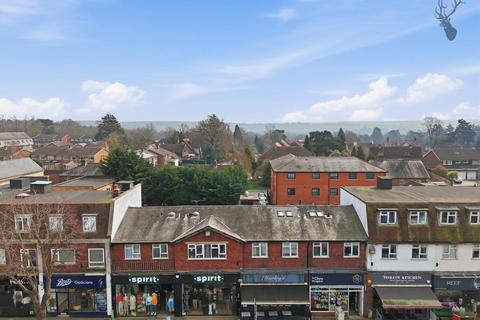 undefined, Hemnall Street, Epping
