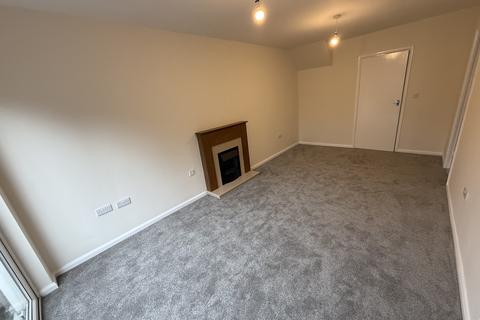 3 bedroom house to rent, Kerry Close, Brierley Hill, DY5