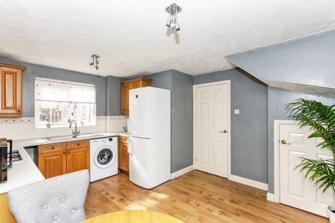 3 bedroom end of terrace house for sale, Chaffinch Walk, Great Cambourne, Cambridge