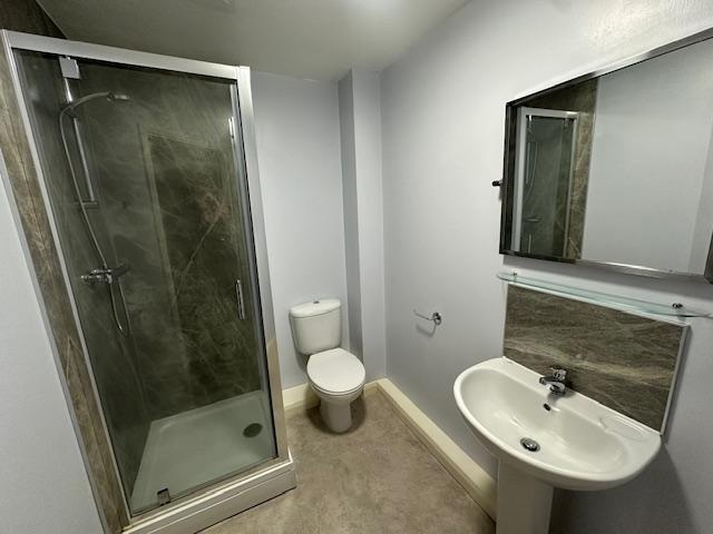 En-suite Bathroom