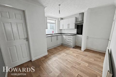 2 bedroom terraced house for sale, Common Road, Gorleston