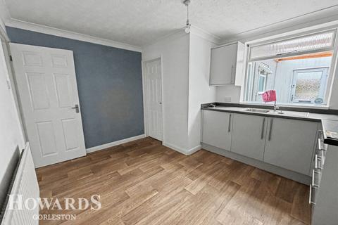 2 bedroom terraced house for sale, Common Road, Gorleston