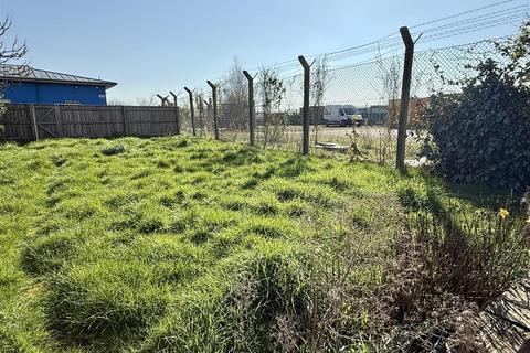 undefined, Gipsy Lane, Swindon