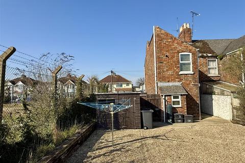 undefined, Gipsy Lane, Swindon
