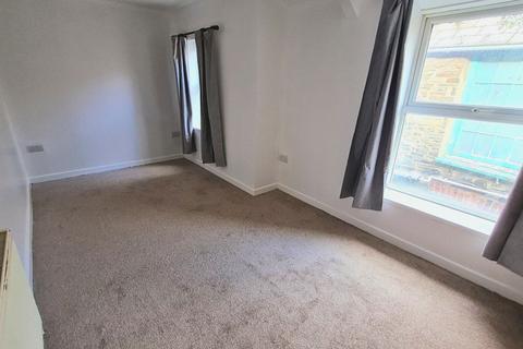 undefined, 2-Bed Unfurnished Maisonette