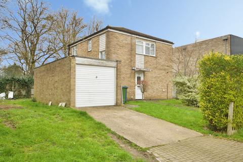 3 bedroom detached house for sale, Chicheley Gardens, Harrow, HA3
