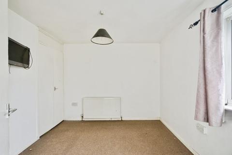 3 bedroom detached house for sale, Chicheley Gardens, Harrow, HA3