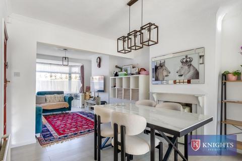3 bedroom house for sale, Berkshire Gardens, London, N18