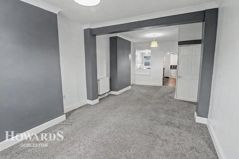 3 bedroom terraced house for sale, Cobholm Road, Great Yarmouth