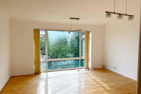 2 bedroom flat to rent, Walmead Croft, Harborne, Birmingham, B17