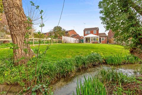 3 bedroom detached house for sale, Willow Way, Princes Risborough HP27