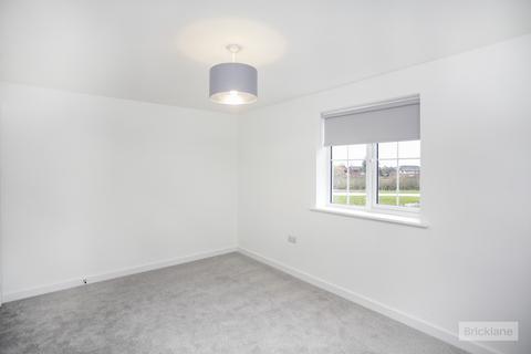 undefined, Vitellius Close, NUNEATON