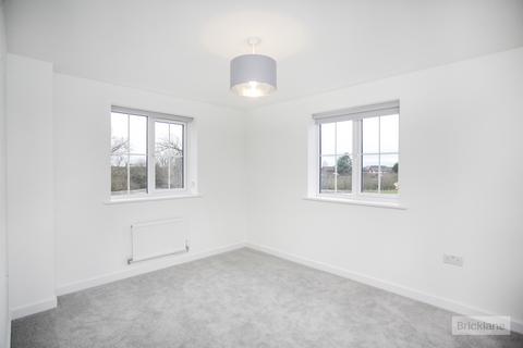undefined, Vitellius Close, NUNEATON