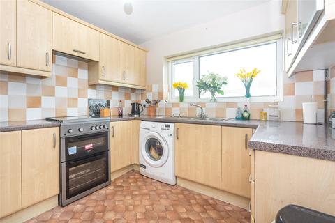 undefined, Ffordd Llewelyn, Valley, Holyhead, Isle of Anglesey, LL65
