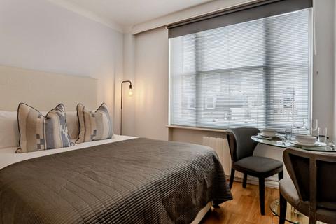1 bedroom apartment to rent, Hill Street, London W1J