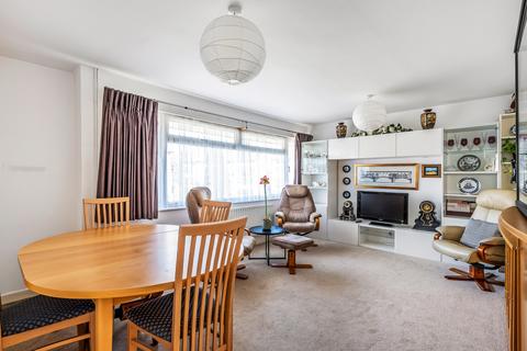 2 bedroom apartment for sale, Master Close, Oxted, Surrey, RH8