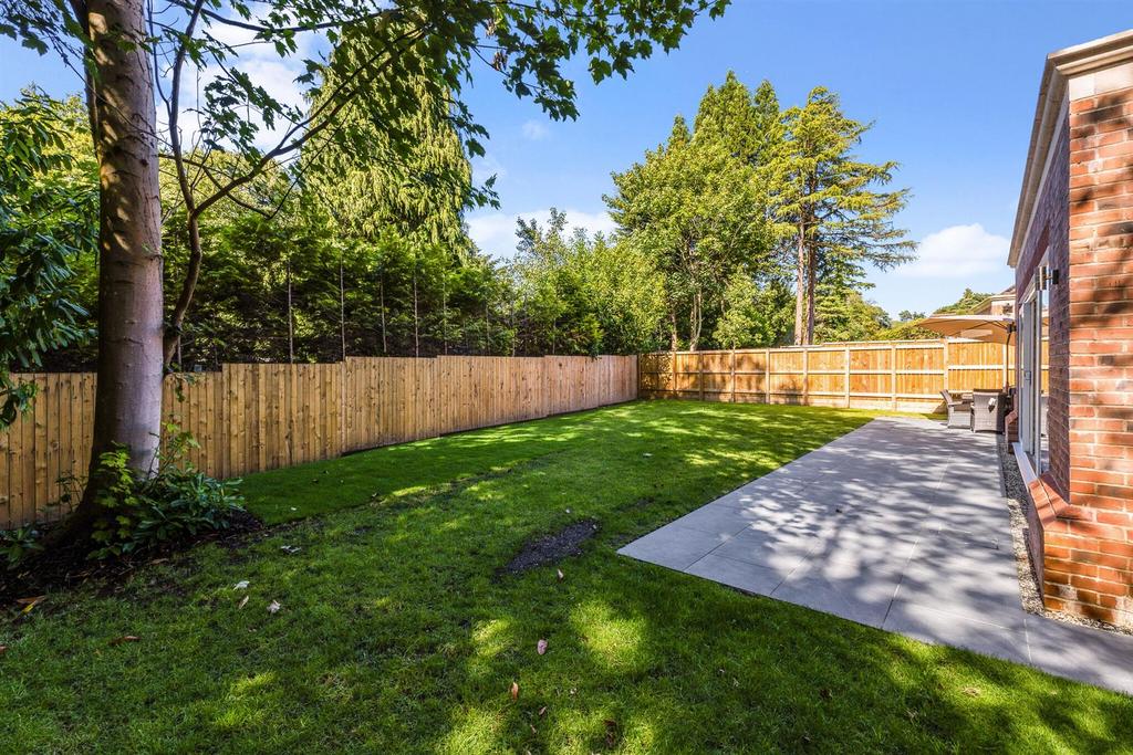 94422 Show Home Hudson (30) low.jpg
