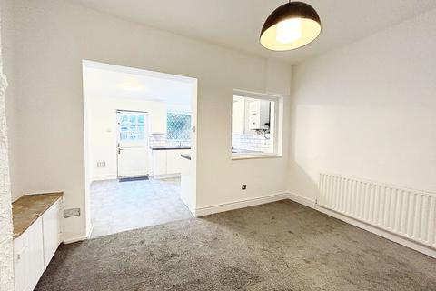 2 bedroom terraced house for sale, Newearth Road, Manchester M28