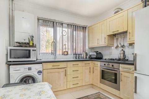 undefined, Hawthorn Close, Hampton TW12