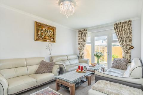 undefined, Hawthorn Close, Hampton TW12