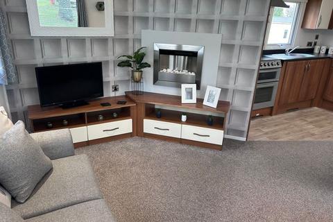 undefined, Stanford Bishop WR6