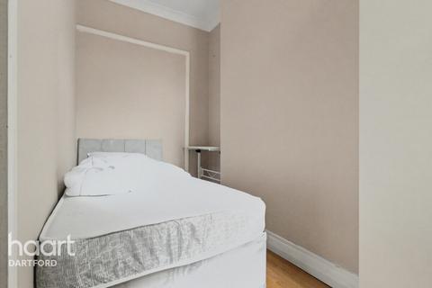 1 bedroom in a house share to rent, Carlisle Road, DARTFORD