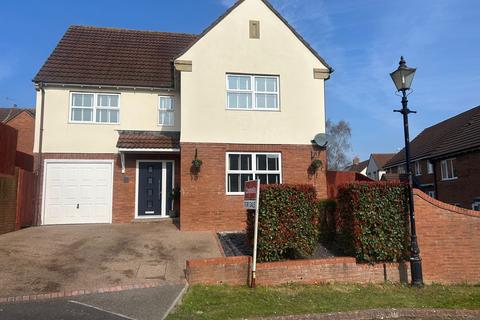 4 bedroom detached house for sale, Poplar Drive, Yeovil