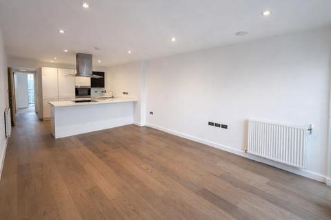 2 bedroom apartment to rent, Old Kent Road, LONDON