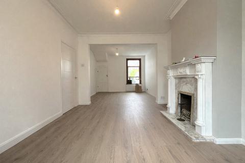 3 bedroom terraced house to rent, Fotheringham Road
