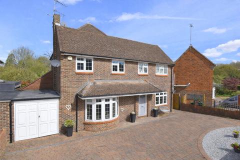 4 bedroom detached house for sale, Evelyn Way, Stoke D'Abernon, Cobham, KT11