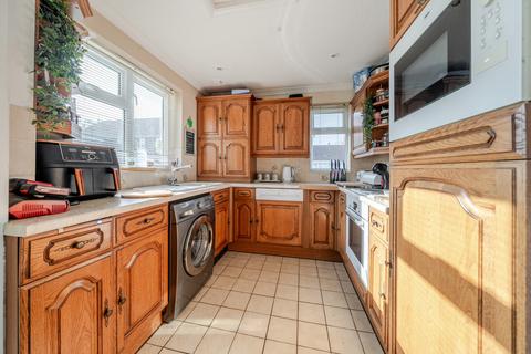3 bedroom semi-detached house for sale, Barlow Close, Hampshire PO14